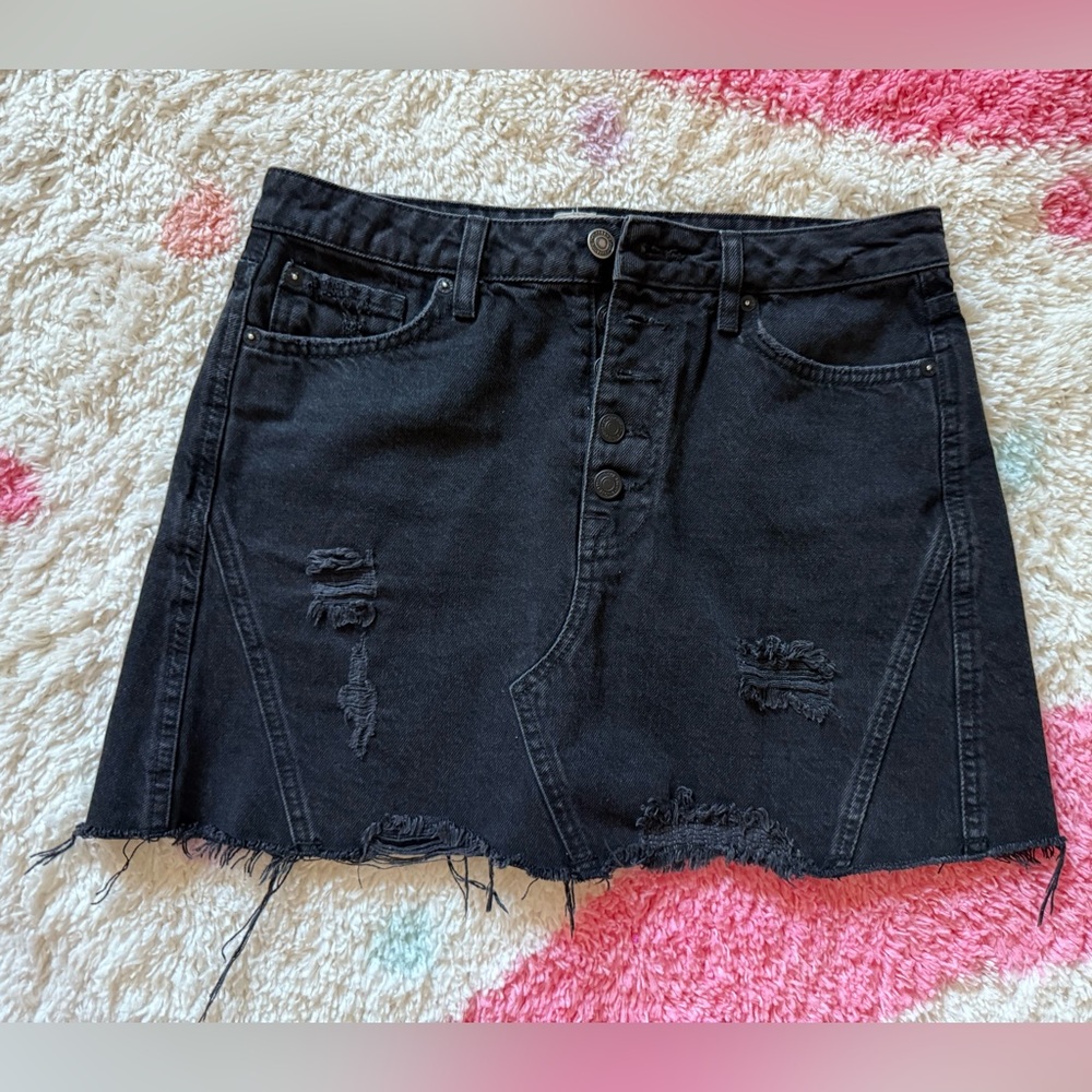 We The Free Black Distressed Denim Mini Skirt size 29